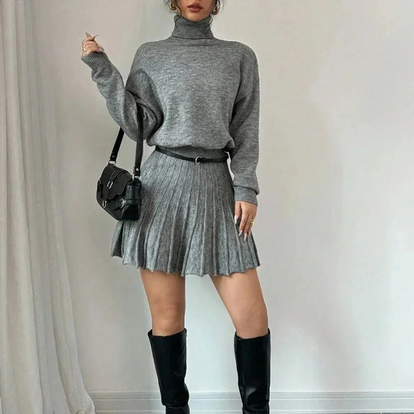 Grey Casual Women's Solid Color Loose Pleated Skirt And Turtleneck Sweater Suit - Picture 3 of 5